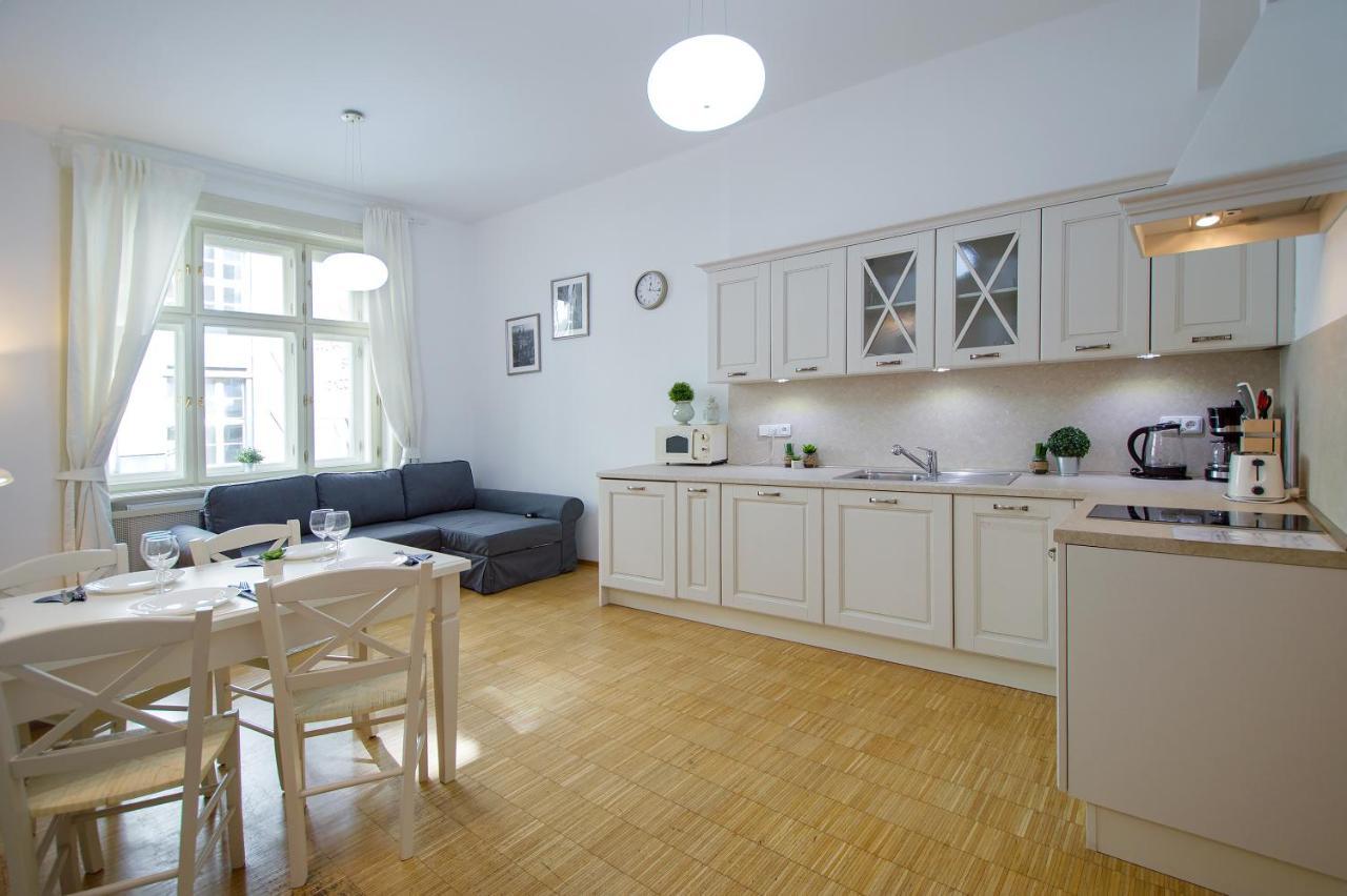 Apartament Modern Charvatova