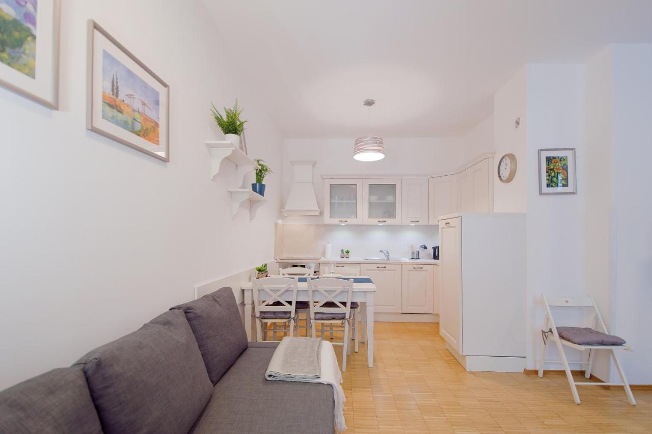 Apartament Modern Charvatova *